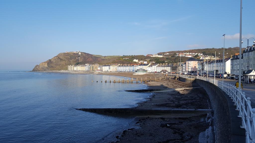 Parc Y Bryn Luxury Penthouse Apartment Aberystwyth Exterior foto